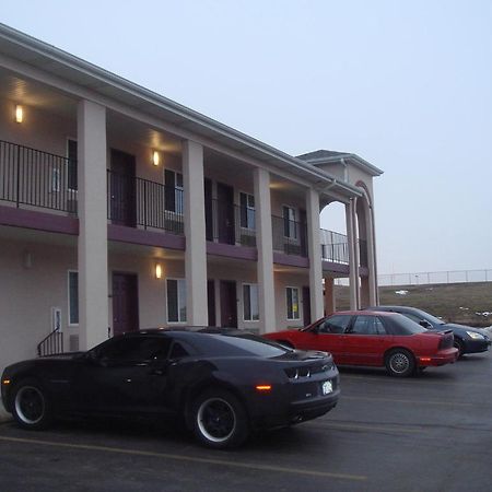 Townhouse Inn & Suites Omaha Esterno foto