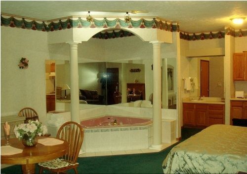 Townhouse Inn & Suites Omaha Esterno foto