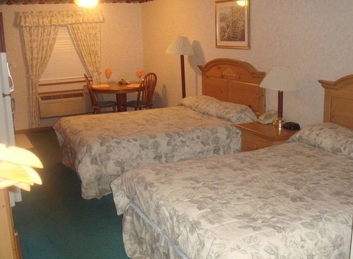 Townhouse Inn & Suites Omaha Esterno foto
